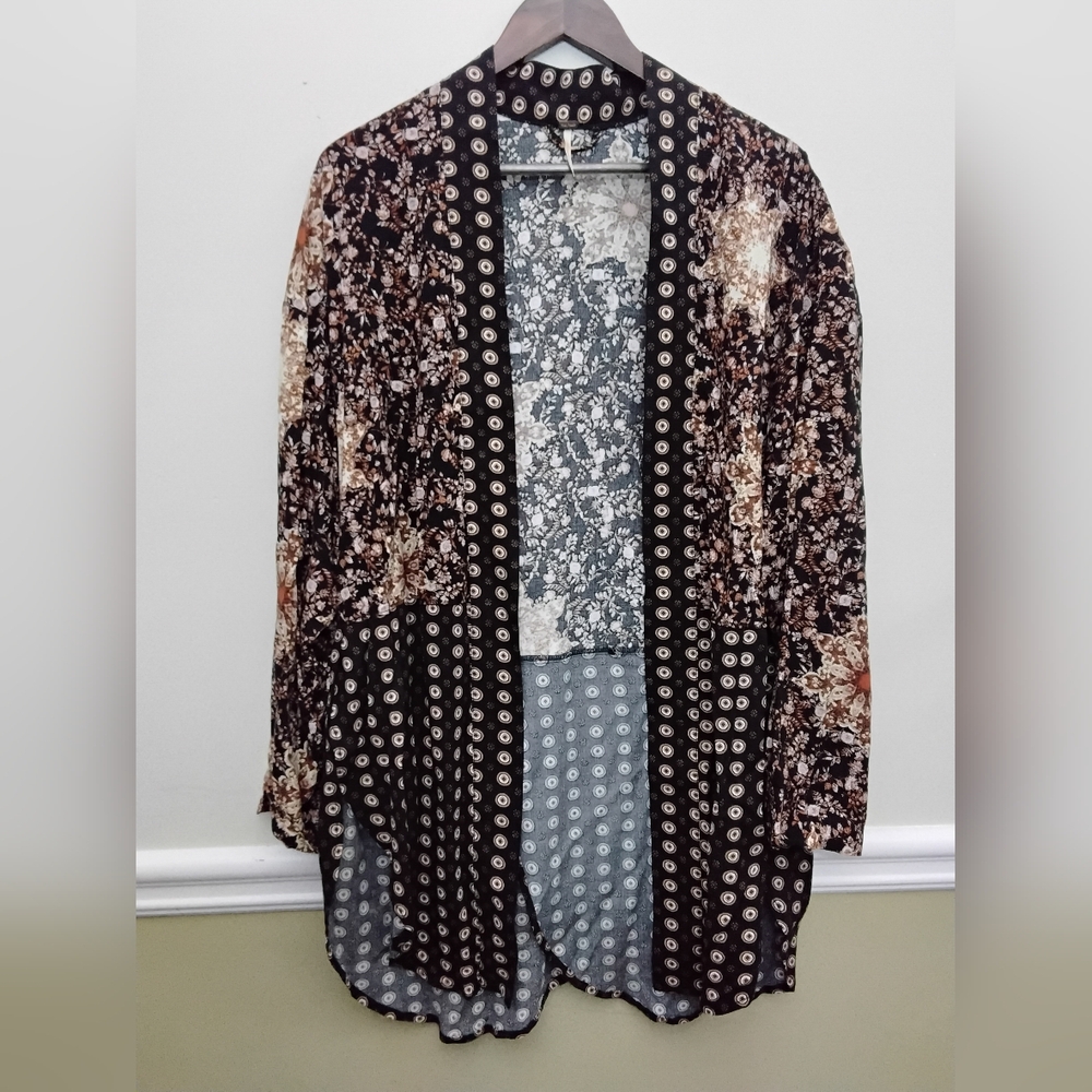 Free PEOPLE FLORAL KIMONO SMALL - Picture 2 of 6
